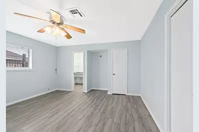 10623 Wickersham Lane, Houston, TX 77042 - Photo 37