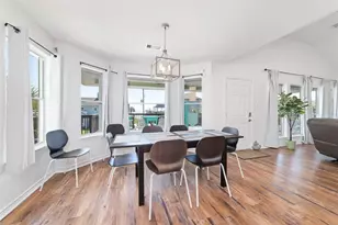 18506 E De Vaca, Galveston, TX 77554 - Photo 23