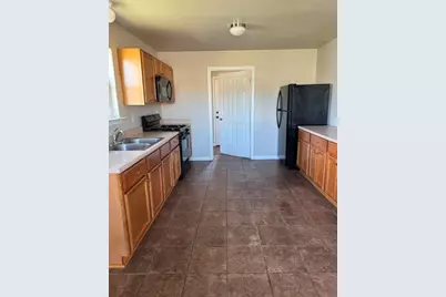 104 Main Hwy 90 W, Ames, TX 77575 - Photo 9