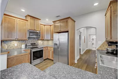 590 Highland Drive, Beaumont, TX 77705 - Photo 15