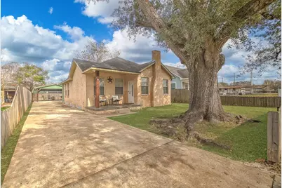 590 Highland Drive, Beaumont, TX 77705 - Photo 3