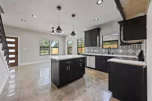 2407 Dolly Wright St, Houston, TX 77088 - Photo 5