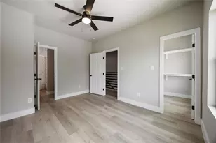 2407 Dolly Wright St, Houston, TX 77088 - Photo 7