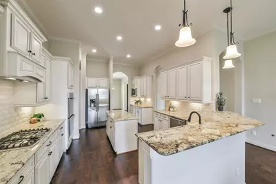 15519 Royal Trace Court, Cypress, TX 77429 - Photo 9