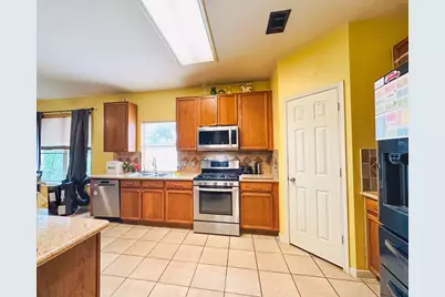 802 Cypresswood Bough, Spring, TX 77373 - Photo 13