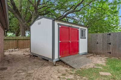 8931 Crazy Horse Trail, Houston, TX 77064 - Photo 17