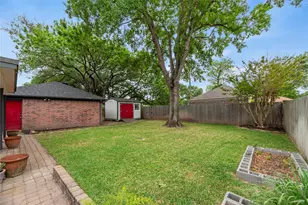 8931 Crazy Horse Trail, Houston, TX 77064 - Photo 33