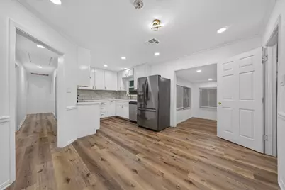310 Nasturtium Street, Lake Jackson, TX 77566 - Photo 23