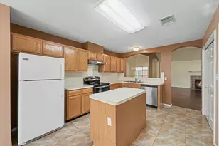 10815 Twin Circles Dr, Montgomery, TX 77356 - Photo 11