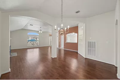 10815 Twin Circles Drive, Montgomery, TX 77356 - Photo 9