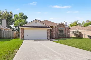 10815 Twin Circles Dr, Montgomery, TX 77356 - Photo 1