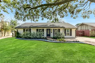 9623 Val Verde St, Houston, TX 77063 - Photo 1