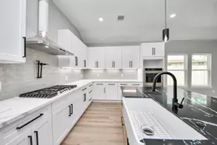 216 W Curtis Ave, Pasadena, TX 77502 - Photo 19