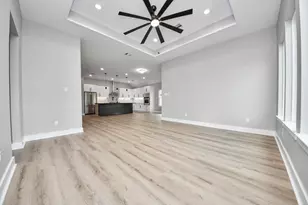 216 W Curtis Ave, Pasadena, TX 77502 - Photo 23