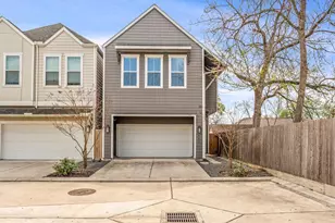 802 Berry Sage Ln, Houston, TX 77022 - Photo 1