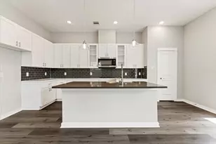 802 Berry Sage Ln, Houston, TX 77022 - Photo 7