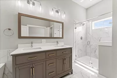 802 Berry Sage Lane, Houston, TX 77022 - Photo 13