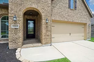 13835 Arbor Meadows Ln, Pearland, TX 77584 - Photo 3
