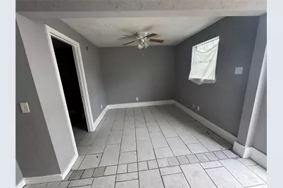 7018 Avenue F #6, Houston, TX 77011 - Photo 9