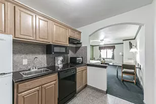 1025 Swanson St, Houston, TX 77030 - Photo 19