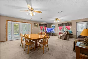 711 May Dr, Onalaska, TX 77360 - Photo 11