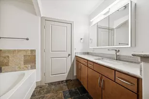 1901 Post Oak Blvd, Houston, TX 77056 - Photo 21