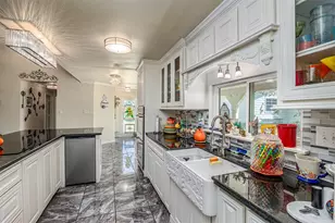 1570 Yaupon Cove Dr, Onalaska, TX 77360 - Photo 17