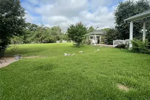 9500 Mayfield Ave, Shiro, TX 77876 - Photo 19