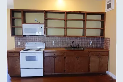 9500 Mayfield Avenue #E, Shiro, TX 77876 - Photo 7