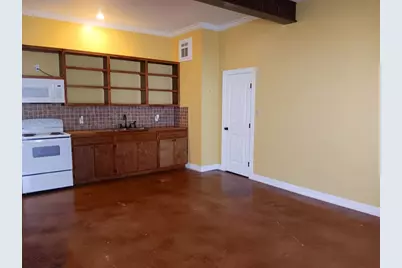 9500 Mayfield Avenue #E, Shiro, TX 77876 - Photo 5