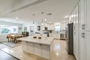 5731 Grape St, Houston, TX 77096 - Photo 5