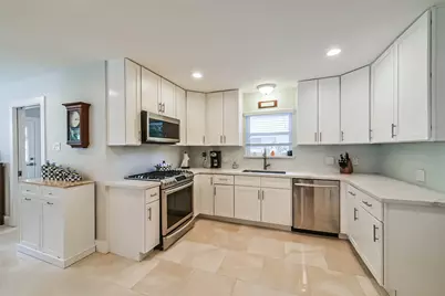 5731 Grape Street, Houston, TX 77096 - Photo 9