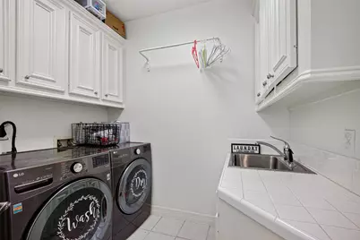 5217 Beech Street, Bellaire, TX 77401 - Photo 19