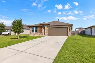 14527 Rain Tree Dr, Baytown, TX 77523 - Photo 1