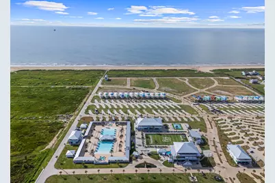 683 Seaside Dr, Crystal Beach, TX 77650 - Photo 35