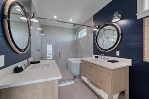 683 Seaside Dr, Crystal Beach, TX 77650 - Photo 25