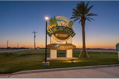 683 Seaside Dr, Crystal Beach, TX 77650 - Photo 29