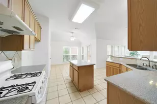 21406 Hannover Pines Dr, Spring, TX 77388 - Photo 9