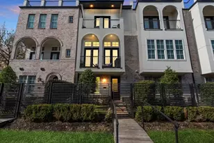 2605 Maxroy St, Houston, TX 77007 - Photo 1