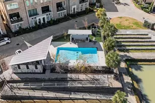 2605 Maxroy St, Houston, TX 77007 - Photo 35