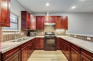 8040 Howton St St, Houston, TX 77028 - Photo 9