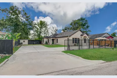 8040 Howton St Street #1-2, Houston, TX 77028 - Photo 1