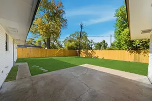 8810 Theysen Dr, Houston, TX 77080 - Photo 23