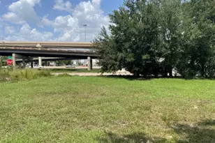 2003 Nagle St, Houston, TX 77003 - Photo 1