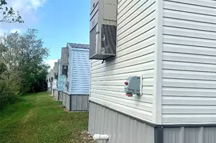 3621 County Rd 161, Alvin, TX 77511 - Photo 15