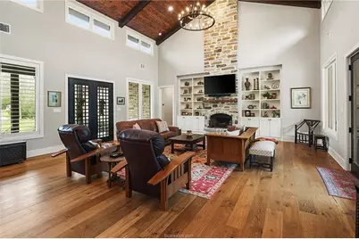 4904 Holden Circle, College Station, TX 77845 - Photo 9