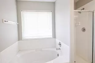3707 Villa Glen Dr, Houston, TX 77088 - Photo 25