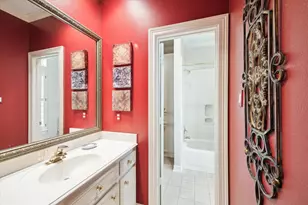 4519 Amble Oak Ct, Houston, TX 77059 - Photo 35