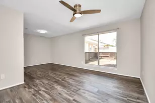 13002 Kingsmill Dr, Sugar Land, TX 77478 - Photo 23