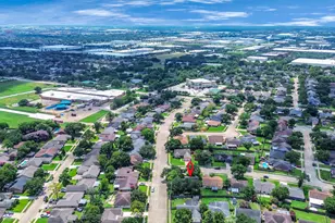 13002 Kingsmill Dr, Sugar Land, TX 77478 - Photo 37